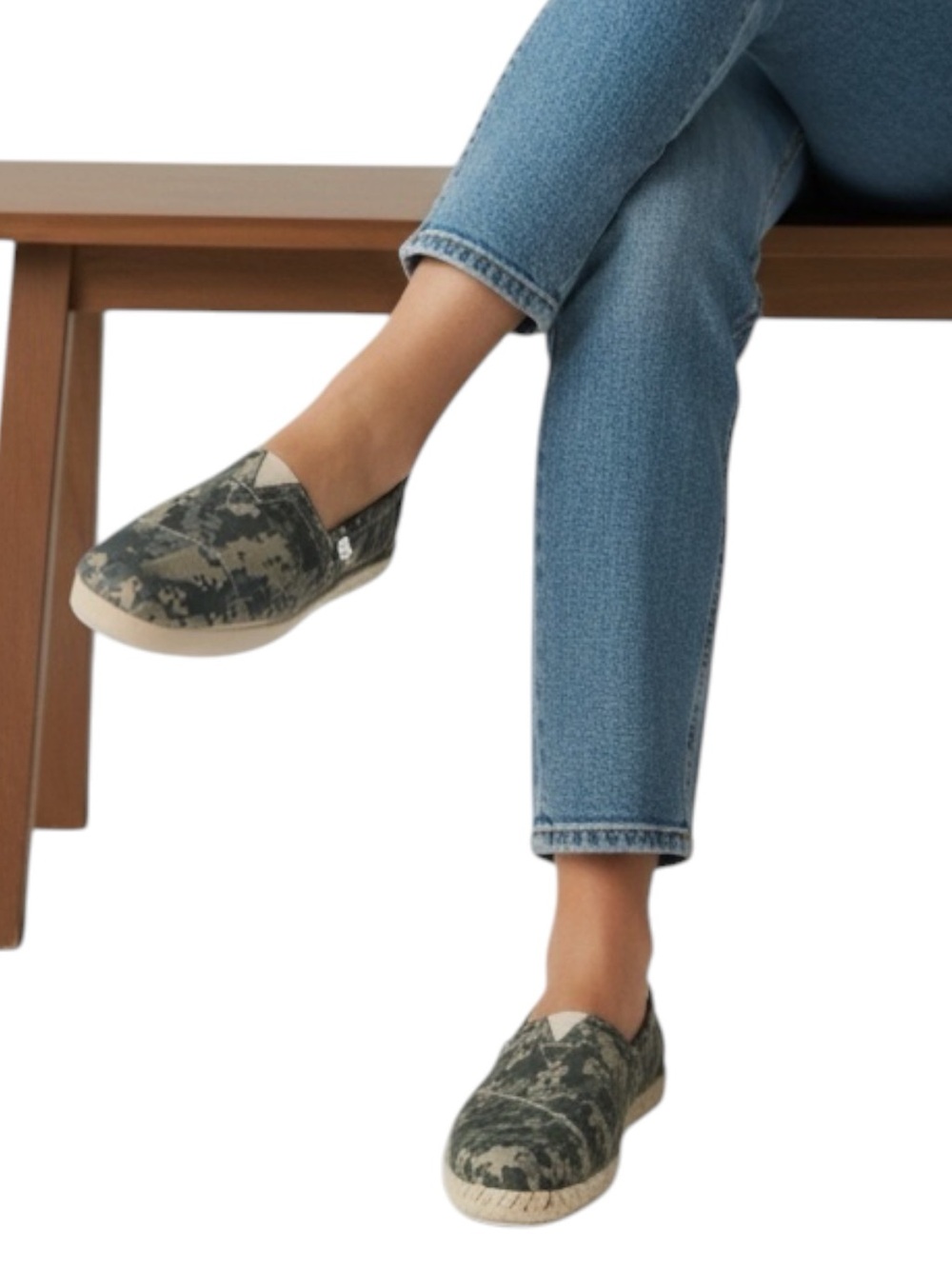LAMO Digital Camo Boat Shoes / Loafer Flats in Green/Cream in Size 9